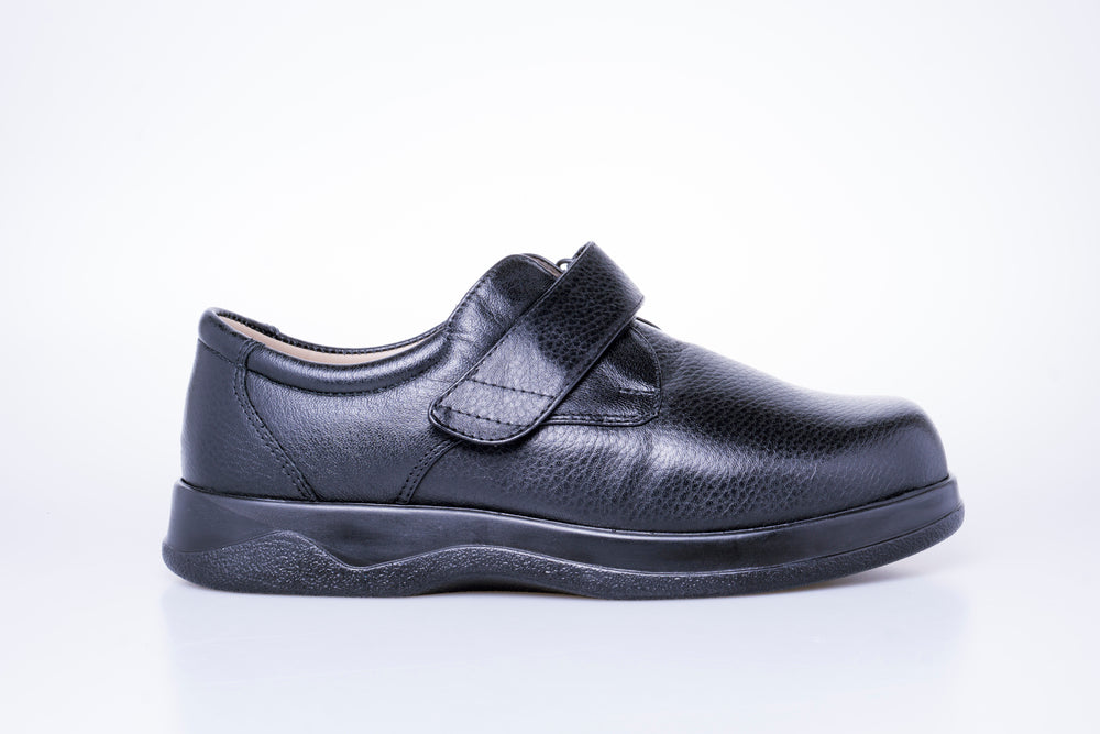 Zapatos cómodos, con velcro, negros para Hombre - Modelo 7707