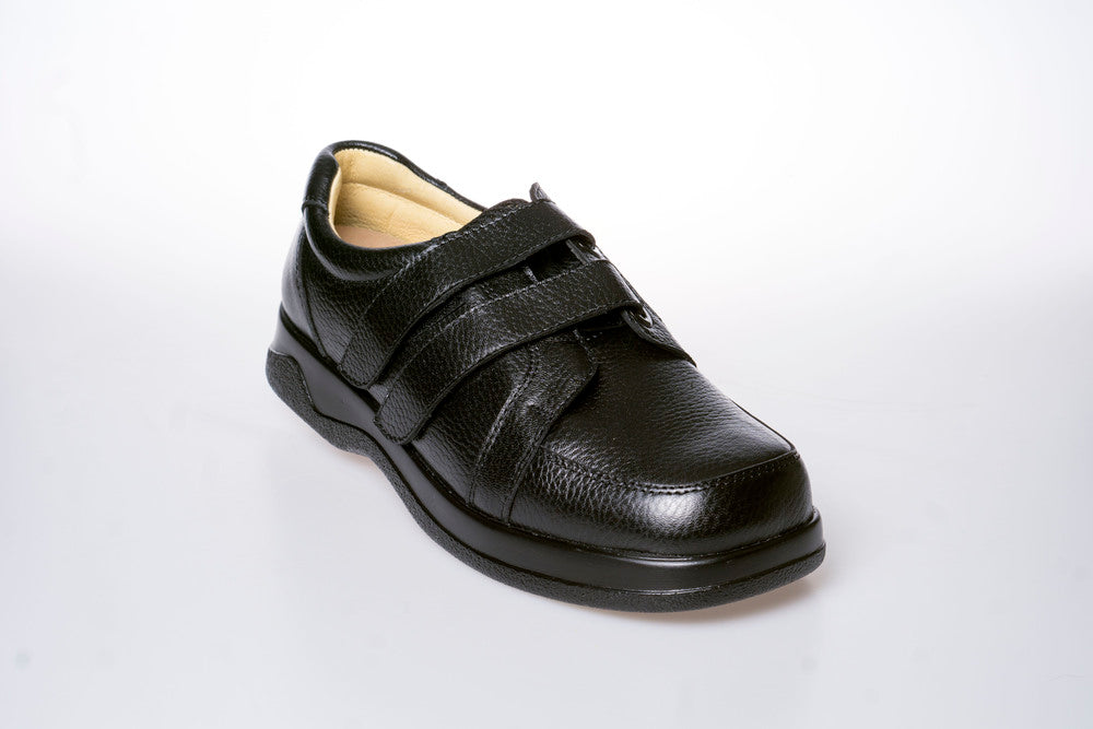 Zapatos cómodos, negros para hombre – Modelo 7718 – Bioshoes