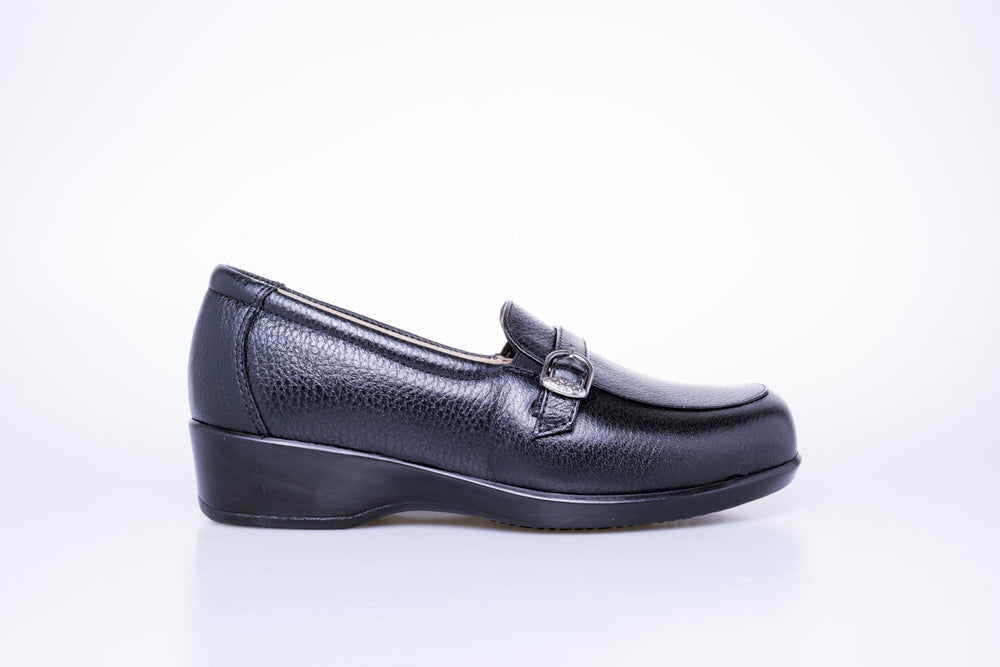 Zapatos negros elegantes y bonitos para mujer - Modelo 7103